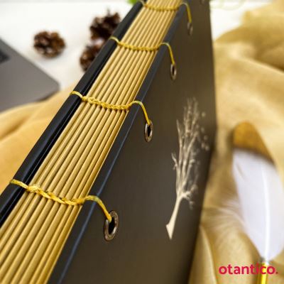 Ağaç ve uçan kuş temalı kişiye özel defter